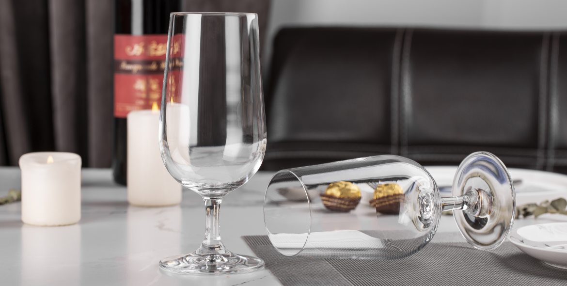 Short stem wine glass