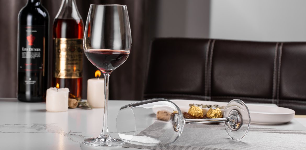 high-quality red wine glass