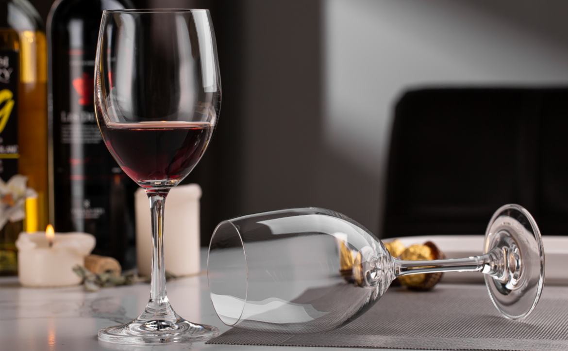 cabernet sauvignon red wine glasses