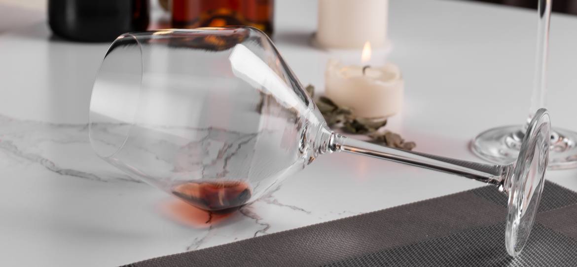 Burgundy wine glasses