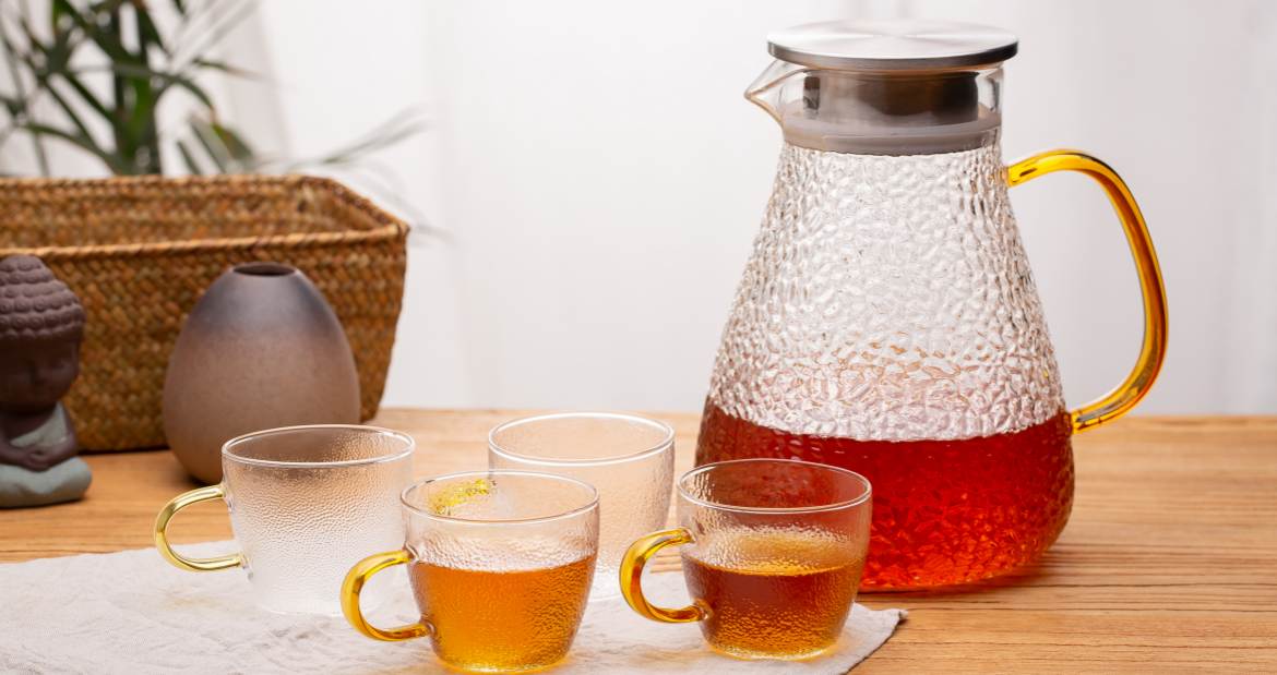 glass jug 