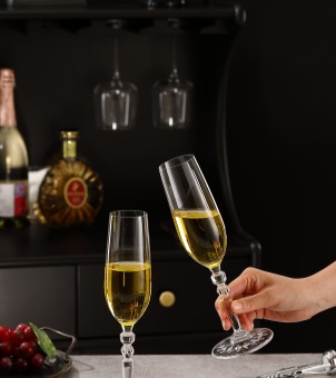 crystal stemware supplier