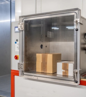 Simulated transportation test Xinghuo glass simulated transportation test is used to test the safety of packaging during transportation.