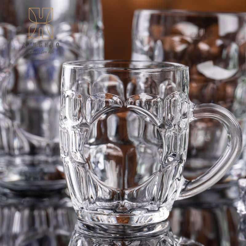Close-up image of pineapple embossed texture on thickened glass beer mug.